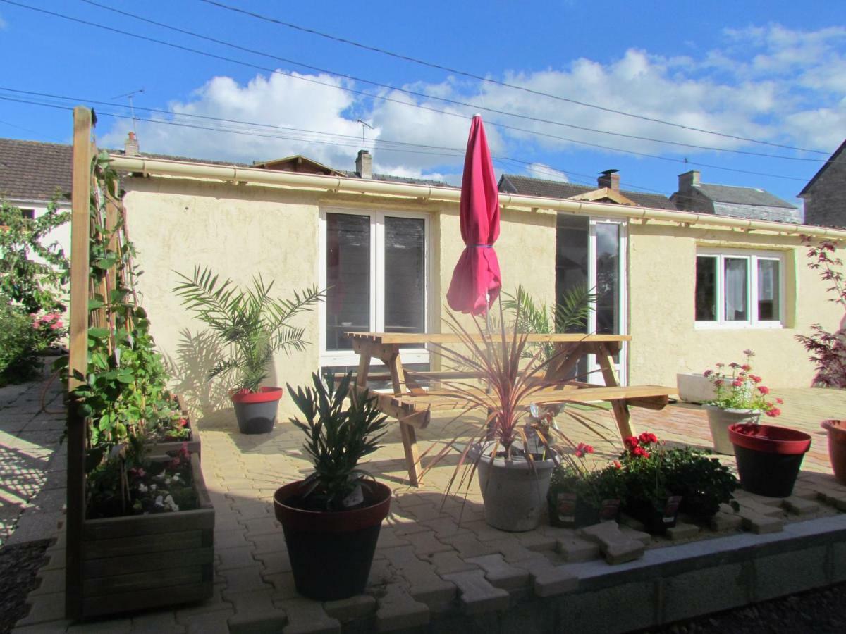 Le Marioly Villa Tilly-sur-Seulles Exteriör bild